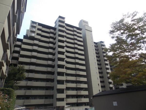 Local appearance photo. Good southeast of dwelling per yang ☆