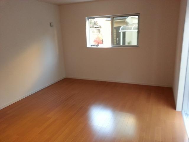 Living. Indoor (12 May 2013) Shooting