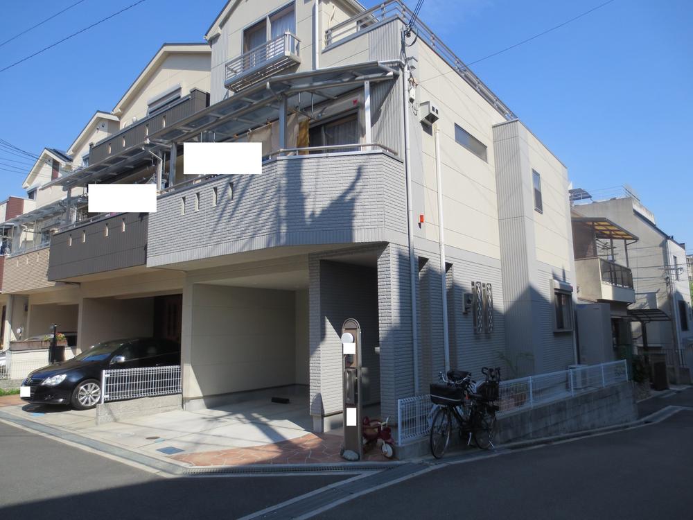 Local appearance photo. It is the property of the corner lot. It is in the current state residence.