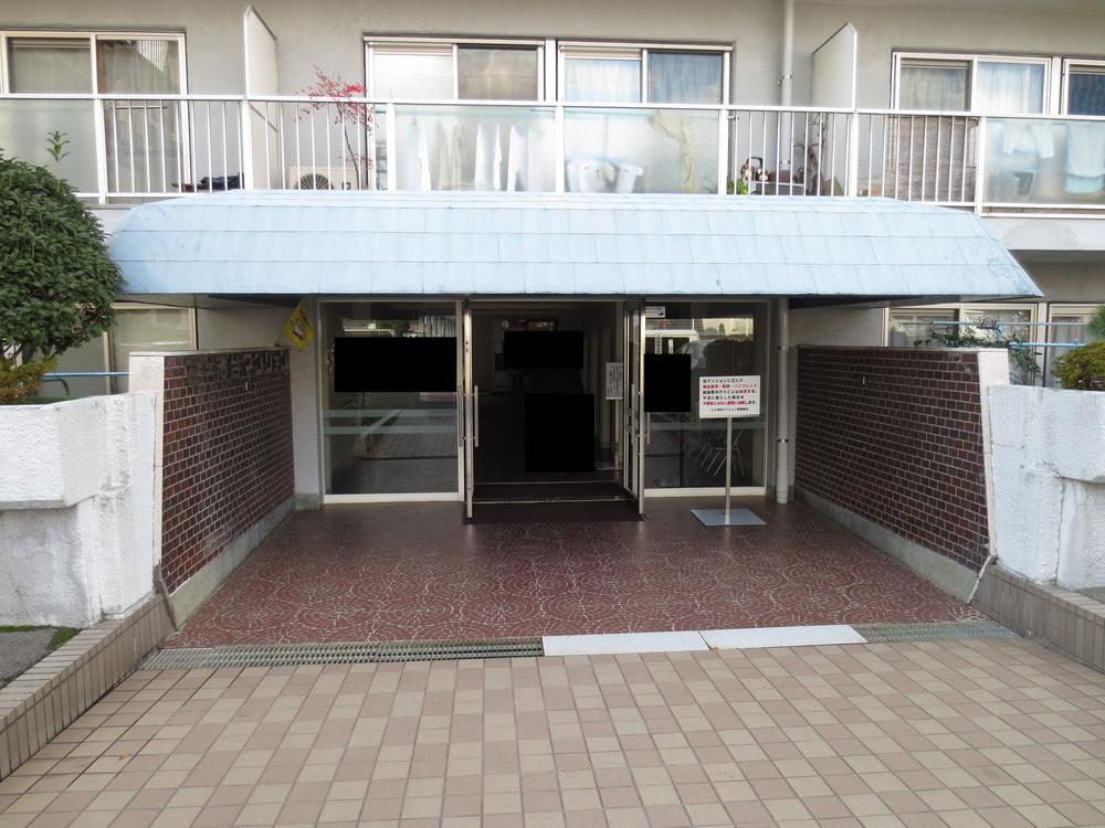 Entrance. Mansion entrance part