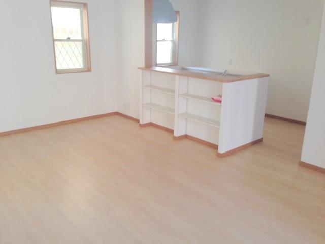 Living. About 17.5. It also impetus conversation with your family because it is counter kitchen.