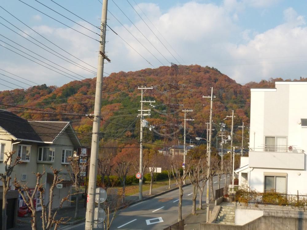 View photos from the dwelling unit. View from the site (November 2013) Shooting