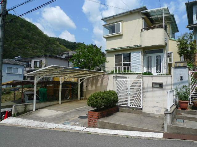 Local appearance photo. Local (June 2013) Shooting