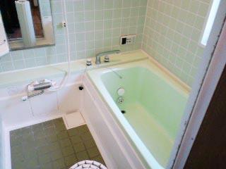 Bathroom. Room (August 2012) shooting