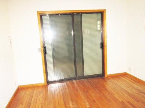 Non-living room. Indoor (12 May 2013) Shooting