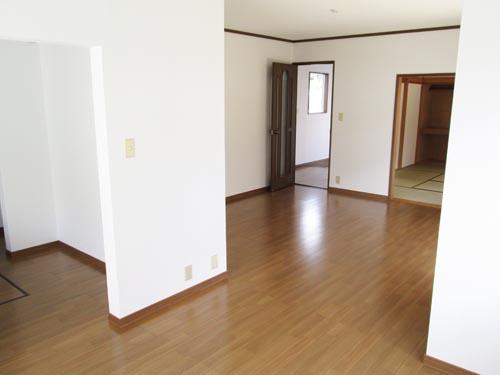 Living. Room (May 2012) shooting