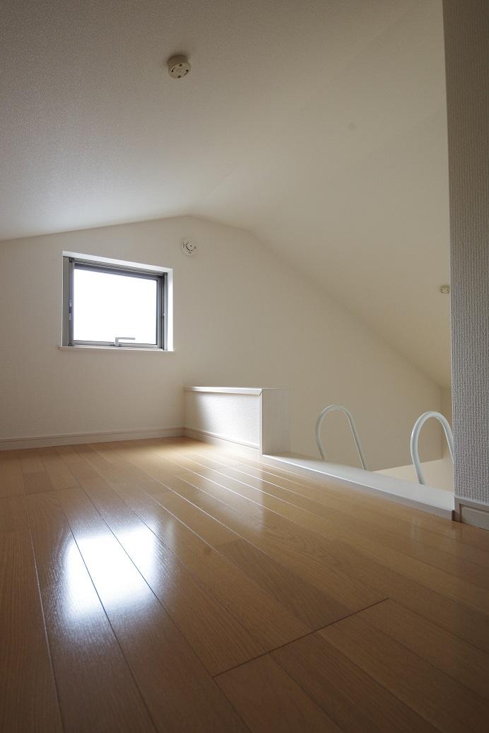 Receipt. Second floor Western-style loft 1 (April 2013 shooting)