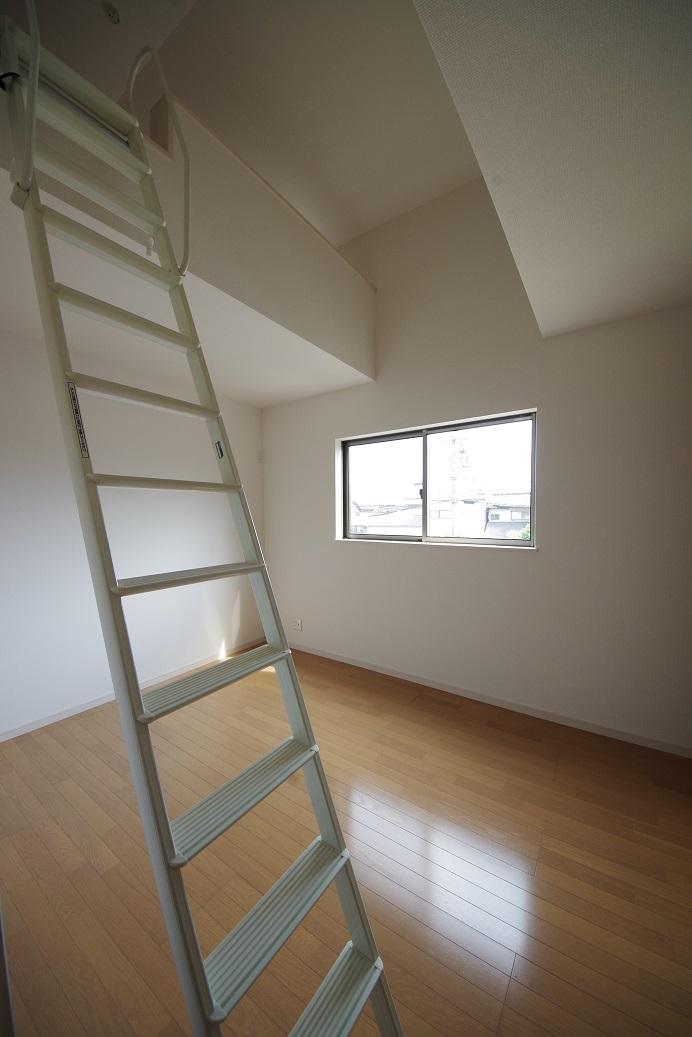 Non-living room. Loft with Western-style 2 (April 2013 shooting)