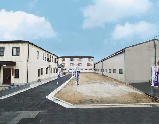 Local land photo.  [Local land photo] The city of all 7 partition is born. Local where the light of the sun-drenched. Spacious front road is releasing preeminent.