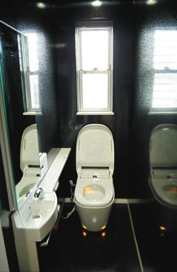 Model house photo.  [Fujiidera model house] Toilet stylish, Pursuit of functionality and design.