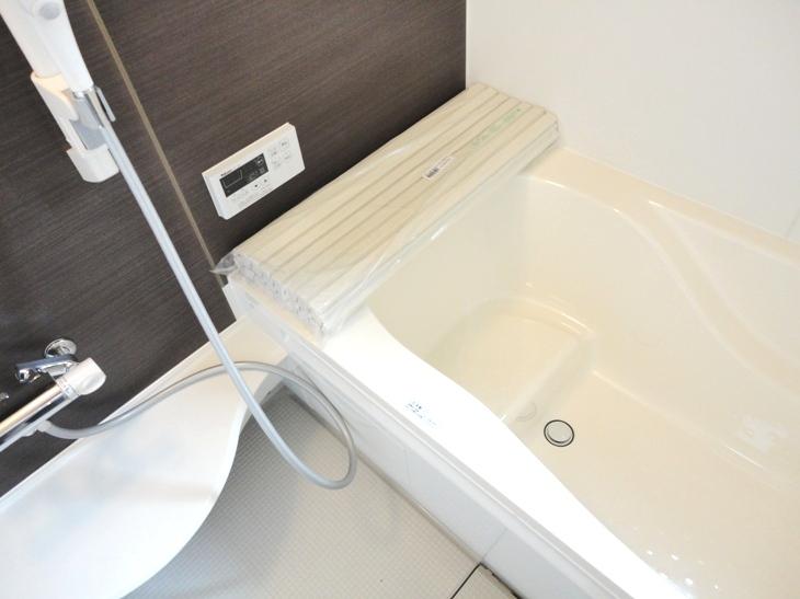 Bathroom.  ☆ 1 pyeong type of bathroom drying heater equipped
