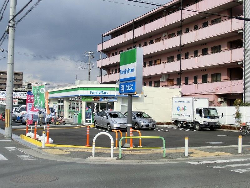 Convenience store. FamilyMart MYS to Yaogikita shop 462m