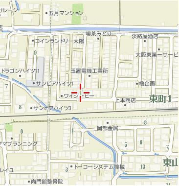 Local photos, including front road. Local map