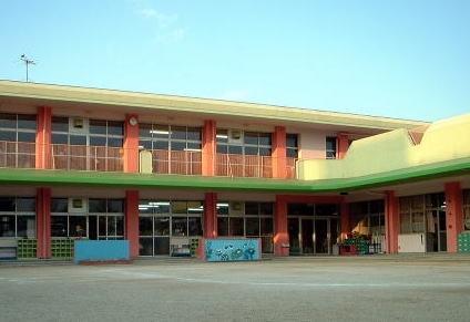 kindergarten ・ Nursery. 289m working mom until Yao Municipal Annaka kindergarten ・ Papa also drop off and pick up is Easy.