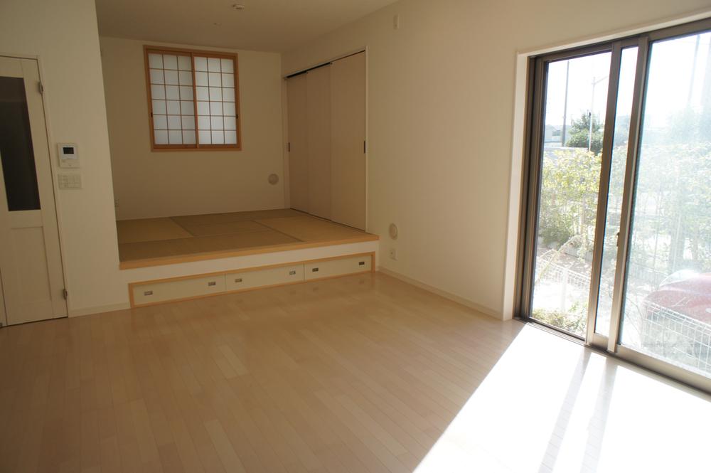 Living. Indoor (September 2013) Shooting