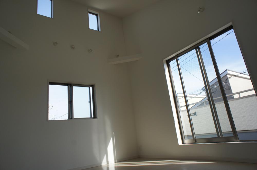 Non-living room. Indoor (September 2013) Shooting