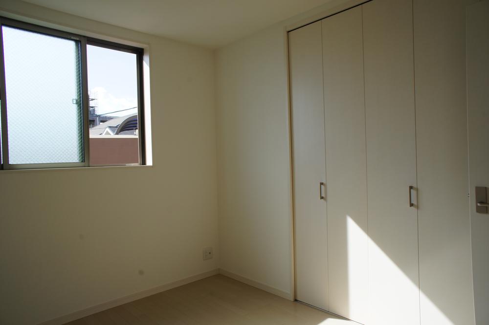 Non-living room. Indoor (September 2013) Shooting