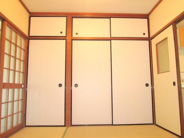 Receipt. Sliding door ・ FusumaCho is already exchange
