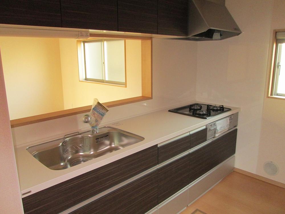 Kitchen. Local (12 May 2013) Shooting