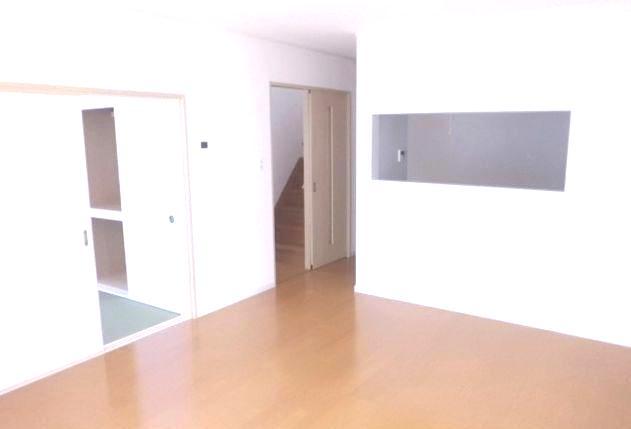 Living. Same specifications Example of construction