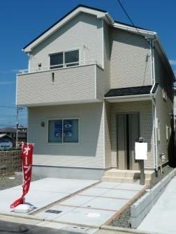 Local appearance photo.  ☆ Same specifications construction cases