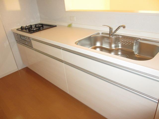 Kitchen.  ☆ Same specifications construction cases