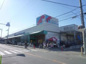 Supermarket. 1240m until Bandai Gakuonji shop