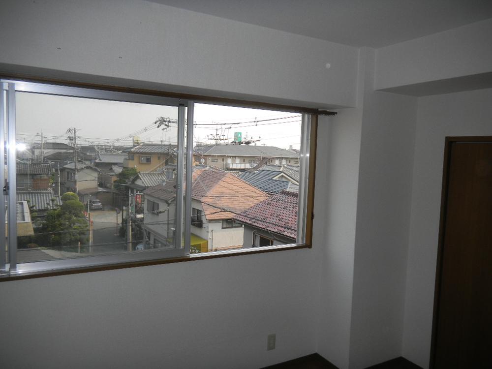 Non-living room