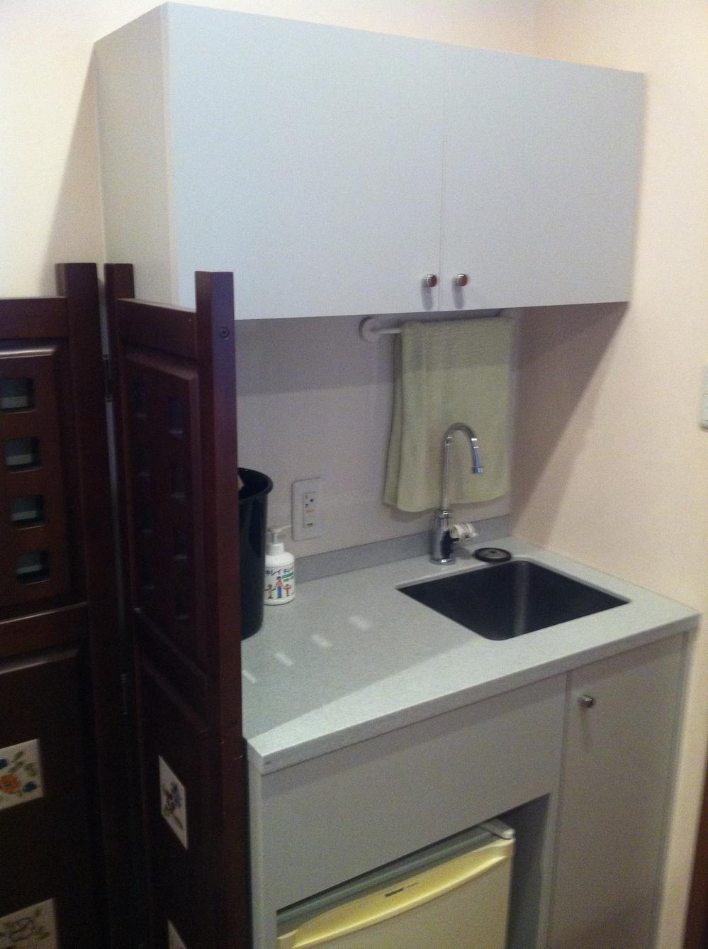 Wash basin, toilet. Second floor: Indoor (December 2013) Shooting
