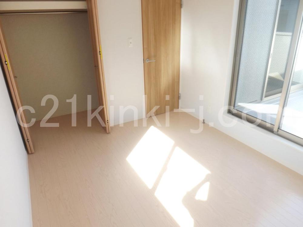 Other introspection. Local photos (Western-style)