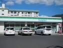 Convenience store. 330m to FamilyMart Yao Minamikinomoto shop