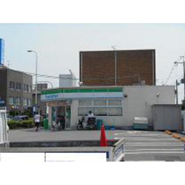 Convenience store. 99m to FamilyMart Yao Takayasu cho shop