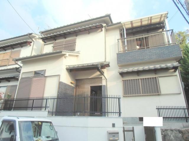 Local appearance photo. Kintetsu is a 3-minute walk from Shigisen Shigisanguchi Station