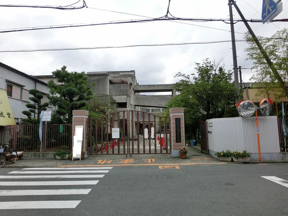 Junior high school. 811m up to junior high school Yao TatsuNaru method