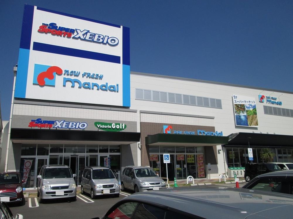 Shopping centre. 726m until the Super Sport Xebio Sports Town Kyuhoji shop