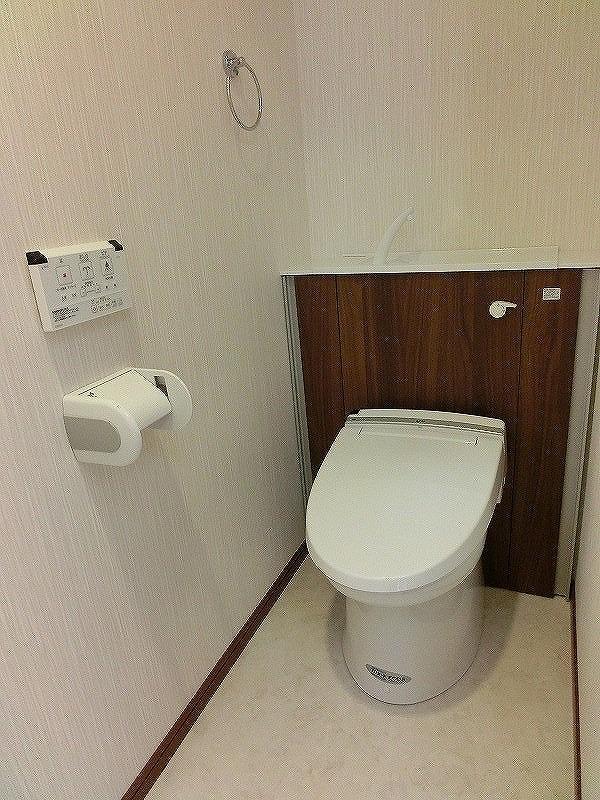 Building plan example (introspection photo). With storage toilet