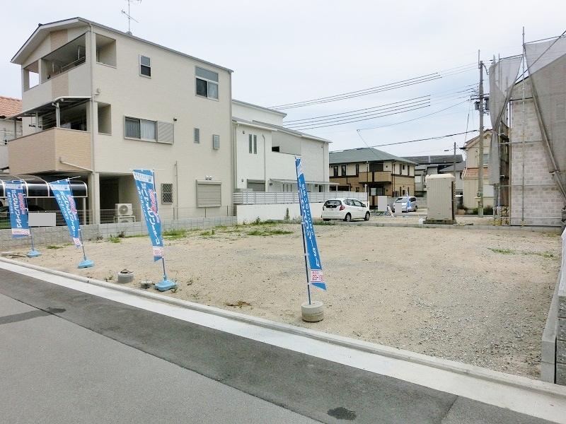 Local land photo. From west road