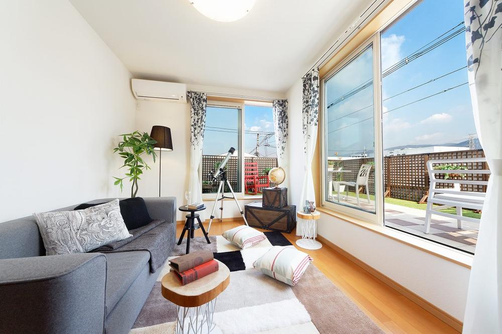 Multi-room of the "plus one" type. "I wanted the other person room" you can get! Of course, as a hobby of the room, Glad it is possible to cope when the family has increased the future. Indoor (January 2013) Shooting. Multi-room of the "plus one" type.