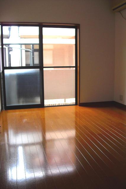 Non-living room. ☆ 1st floor Western style room 6 Pledge