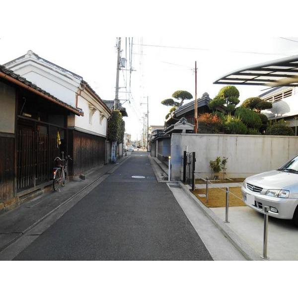 Local photos, including front road