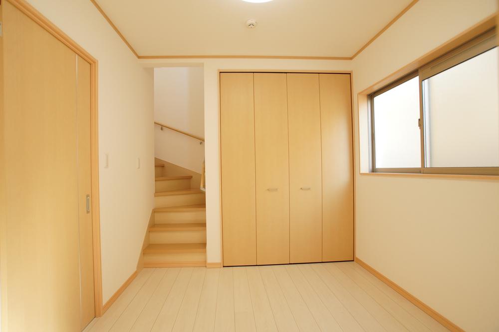 Non-living room. Indoor (11 May 2013) Shooting