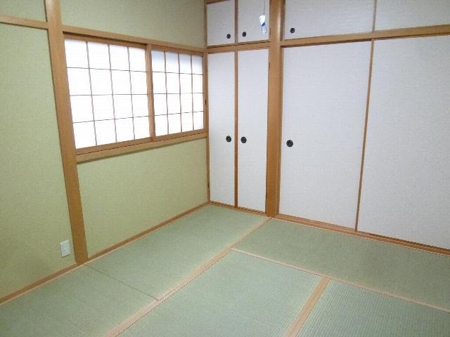 Non-living room. Interior