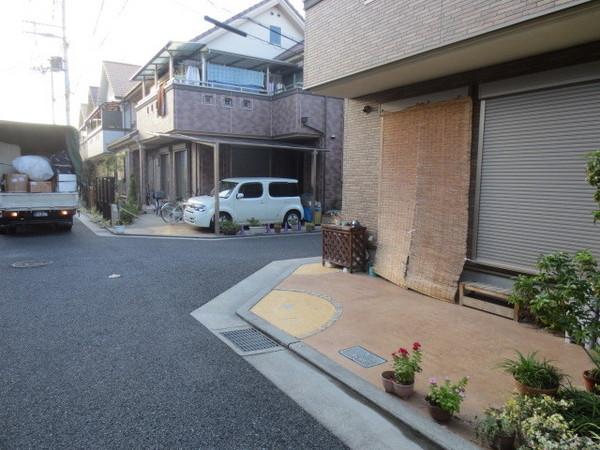 Local photos, including front road