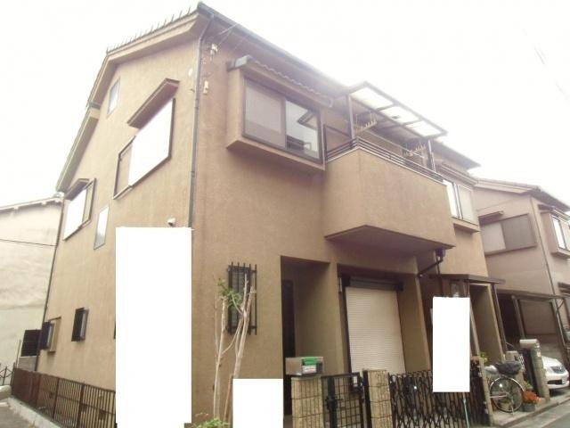 Local appearance photo. Heisei 5 years Built in three-story