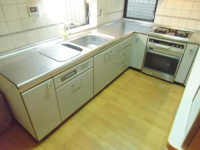 Kitchen. Large system Kitchen