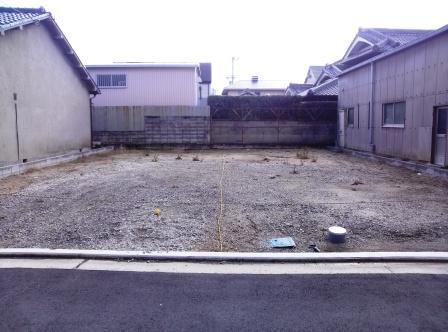 Local appearance photo. Local (11 May 2013) Shooting