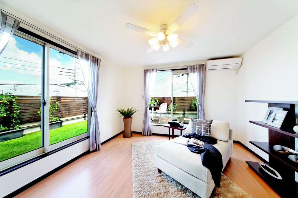 Building plan example (introspection photo). If "I wanted other people room" can get "plus one" type, In addition you can also hobby room or study in addition to the living room.