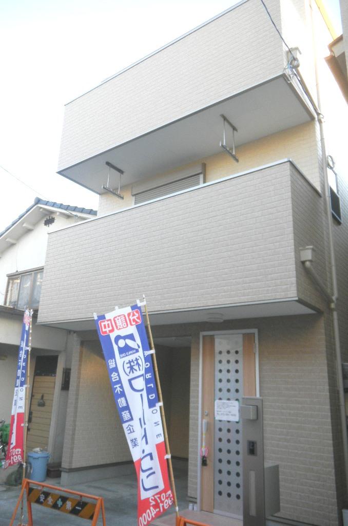 Local appearance photo.  ☆ Same specifications construction cases