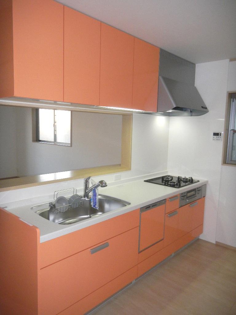 Kitchen.  ☆ Same specifications construction cases