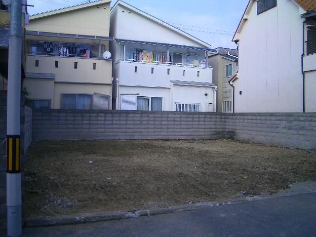 Local land photo. Local (11 May 2013) Shooting